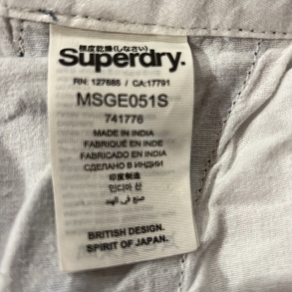 Superdry Cargo Shorts - Picture 9 of 9